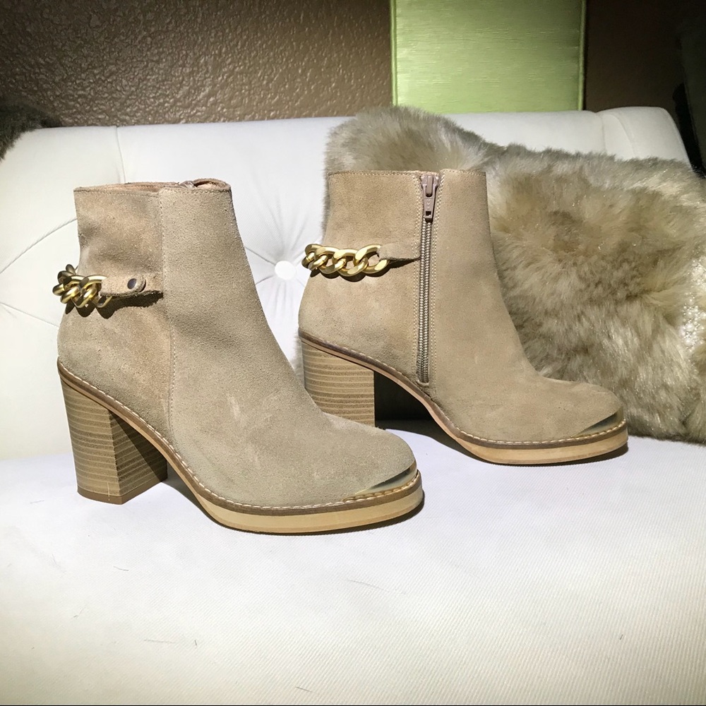 TopShop Tan Suede Booties - Picture 7 of 8